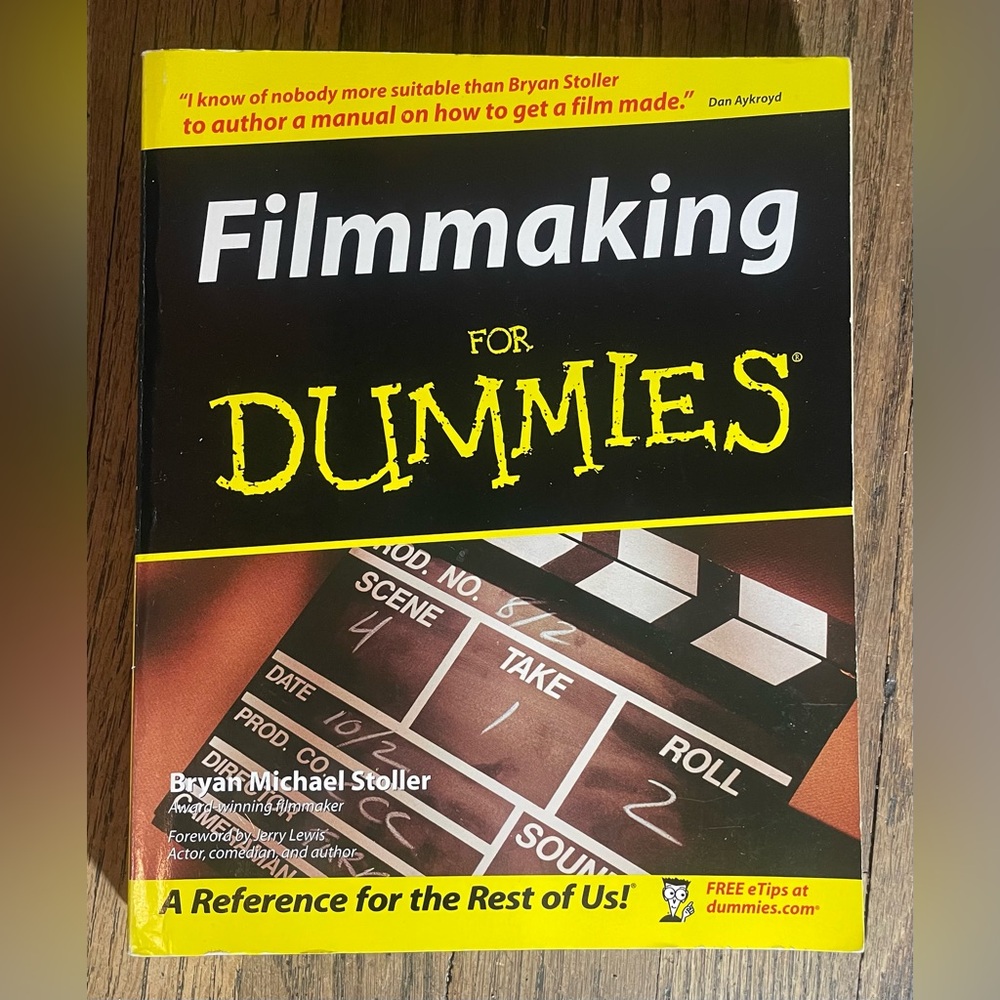 Filmmaking For Dummies Book Paperback Book Black & Yellow Cover